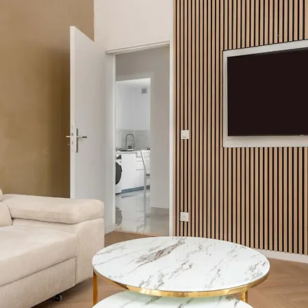 Fourside Deluxe In Apartment