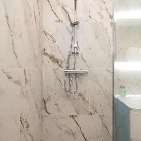 Fourside Deluxe In Apartman *