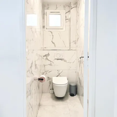 Fourside Deluxe In *